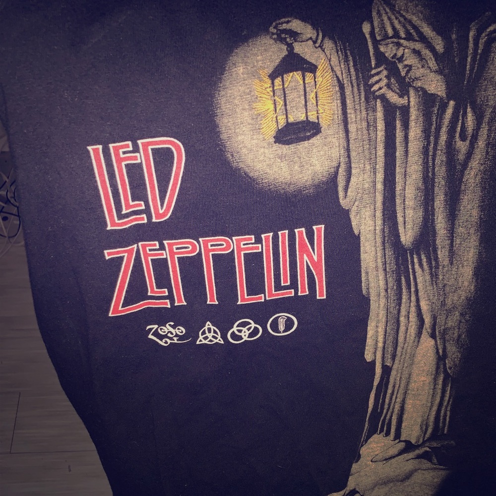 Led Zeppelin lantern t shirt original like new